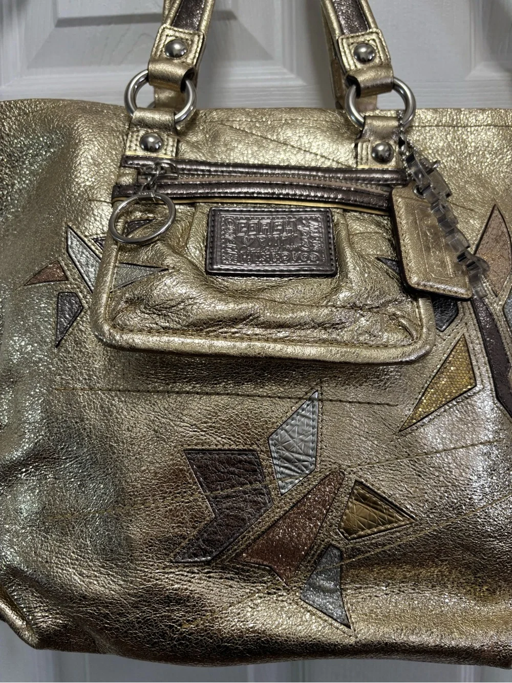 Coach Poppy G1069-16050 LIMITED EDITION Metallic Gold Star Spotlight Tote NWOT - Picture 3 of 16